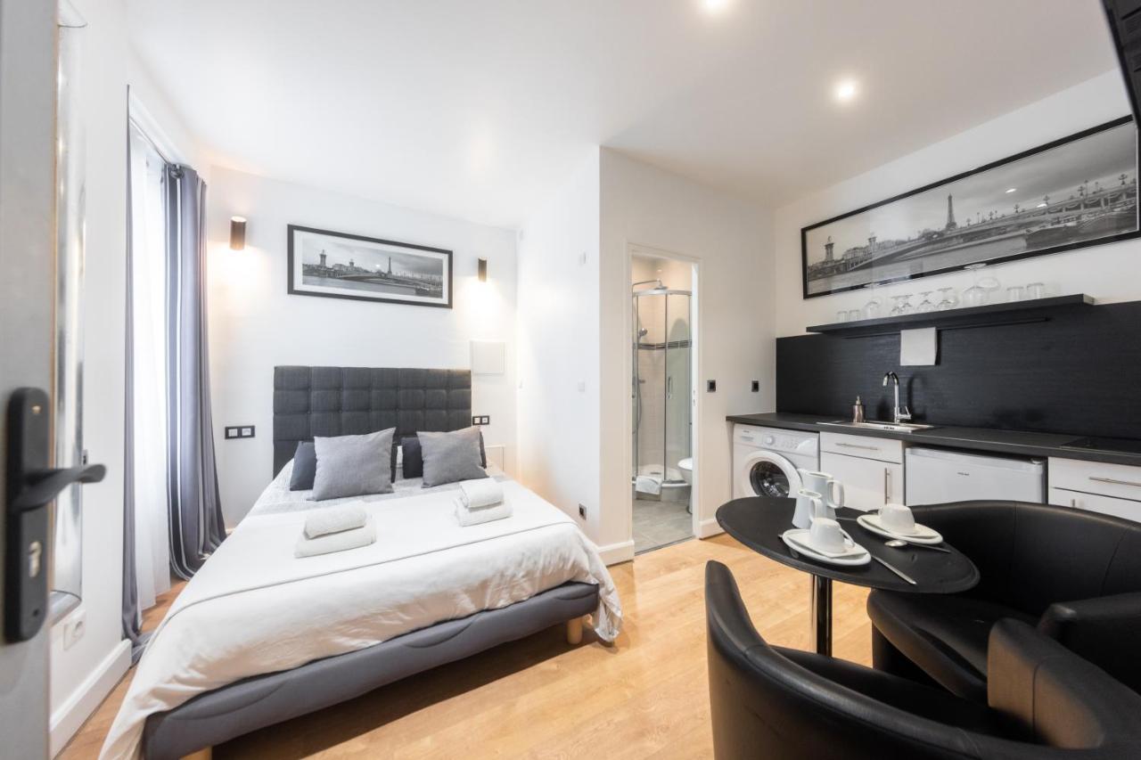 Near Eiffel Tower...Cute Little Studio ปารีส ภายนอก รูปภาพ